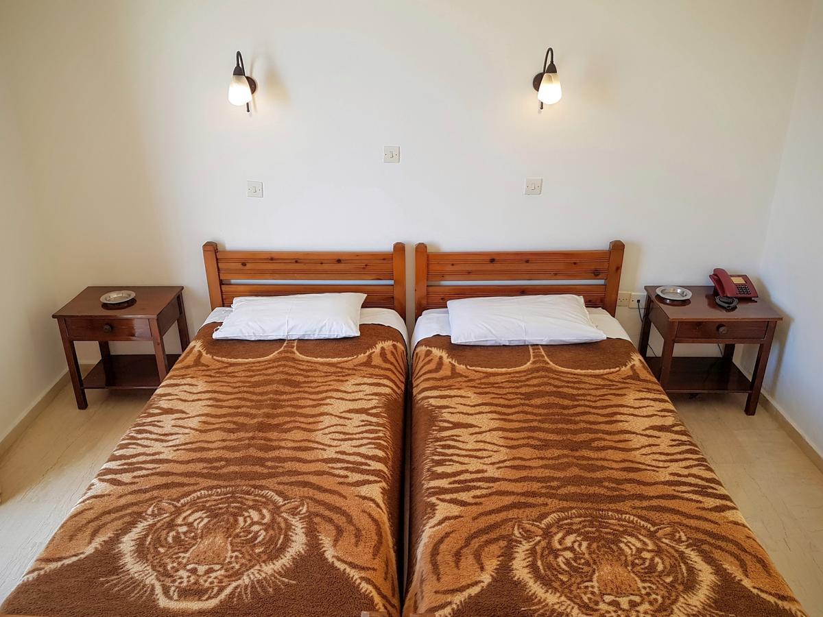 Kalypso Aparthotel อาเยียกาลินี ภายนอก รูปภาพ
